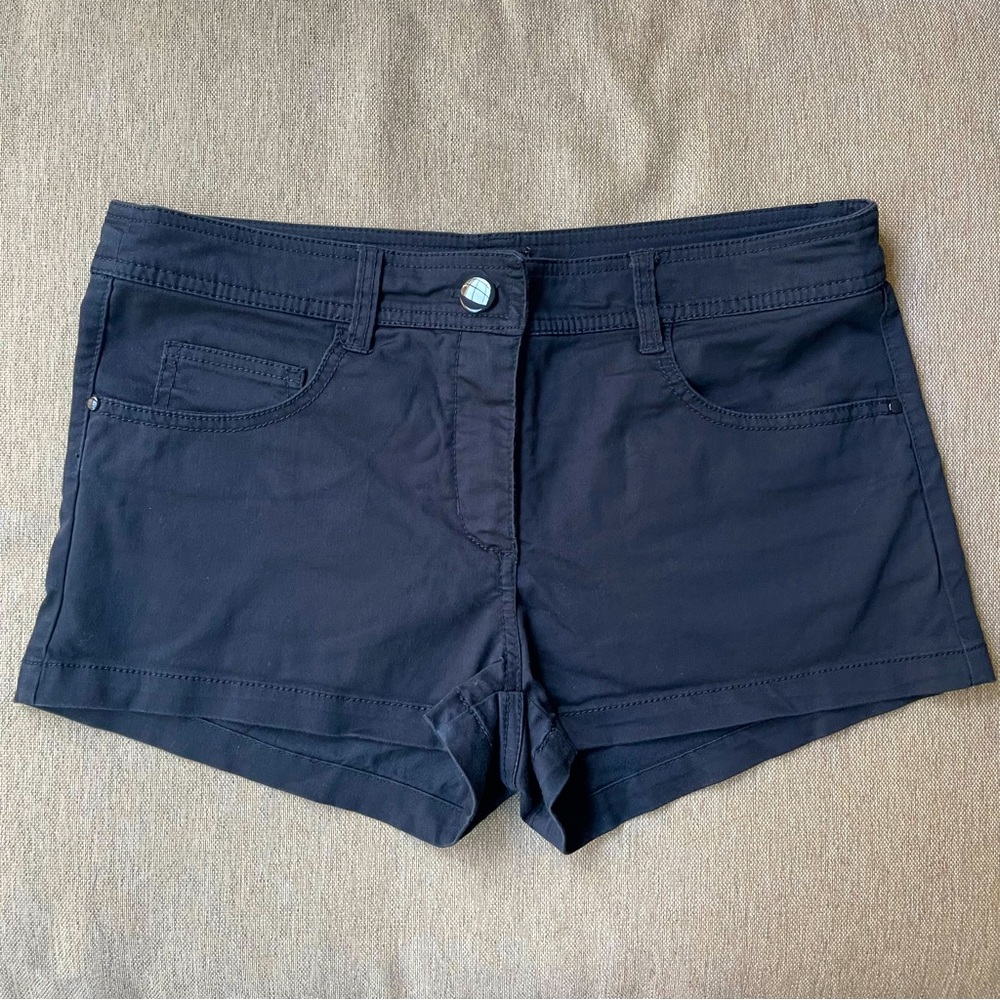 H&M Black Shorts